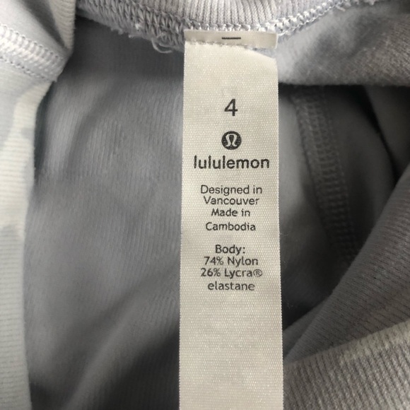Lululemon Wonder Under High Waist  21"
Camo Alpine White  Leggings Size 4 - Picture 10 of 15